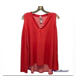 NWOT Nordstrom GO Couture High-Low Blouse Size Medium